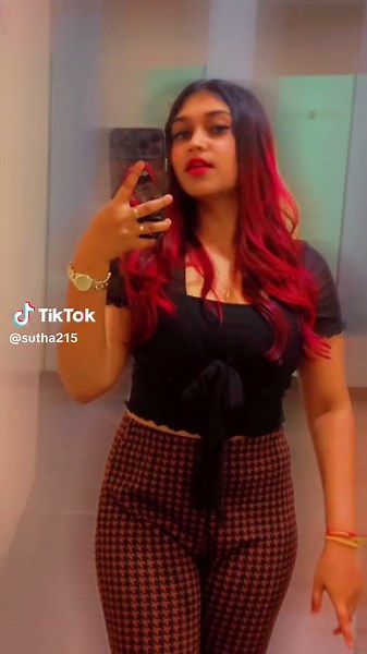 Remember this song🤪🫠#blooper😂 #fyppppppppppppppppppppppp #onthisdayinwwe #foryoupageofficiall #malaysiatiktok @𝓽𝓱𝓪𝓻𝓪𝓷𝓲𝓮𝔂💜🧸 @tharaaaaa 🪬 @𝓜𝓮𝓸𝔀𝔀🦋 @11:11🤍🐻 @ஷ ர் மி னி 💙🌜 @chikin9820 @itsmenirmal__ @𝓛𝓪𝓼𝓱𝓱 🪬