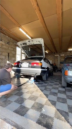 Reviving a legendary AE86 Hachiroku with citric acid #cars #initiald #auto #ae86 #trueno