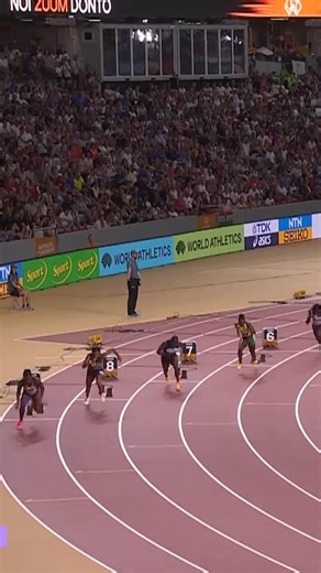 69K views · 1K reactions | 's Shericka Jackson storms to 2nd fastest 200m in history #athletics #sprint #jamaica #fast.mp4 | Track Center | Facebook