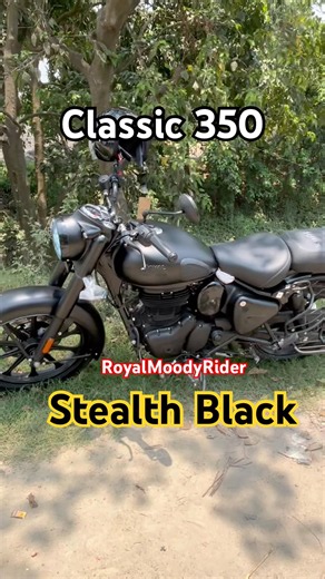 Classic 350 Stealth Black #royalenfield #shorts