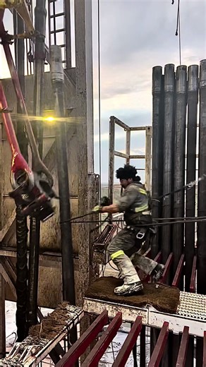 Life as a Derrickhand in the Oilfield Industry