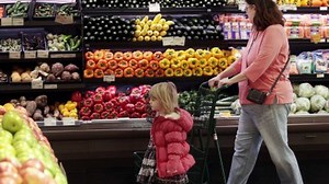 3 grocery chains now do curbside pick up