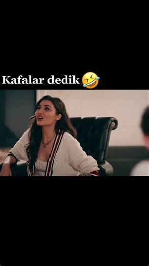 Romantic Kiss Scene between Hande Ercel and Kerem Bursin in Sen Cal Kapimi