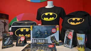 La Justicia europea avala que el logo de Batman sólo se asocia a DC Cómics y que Conguitos no se vincula sólo al chocolate