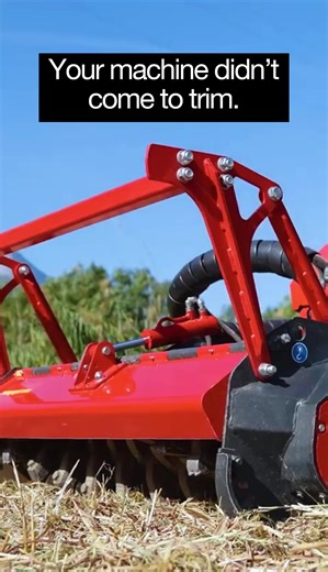 When the terrain says “don’t even try” Remote-controlled mulching power with a 49–61 inch working width. Carbide-tipped hammers chewing through brush up to 6 inches thick. Clearing roadsides, right-of-ways, and rough ground — without putting an operator in the danger zone. Because serious land clearing doesn’t always need someone in the seat. SEPPI M. delivering Seppi remote-control precision for the toughest ground out there #rippingit #rippingitoutdoors #seppi #forestrymulcher #remotecontrol #