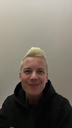 Lol finally did it!!!! SQUISHMALLOW #themollymohawkshow #goodvibesonly #youlooksadbutidontlikethat #yesiamapoliceofficer #guardianangel