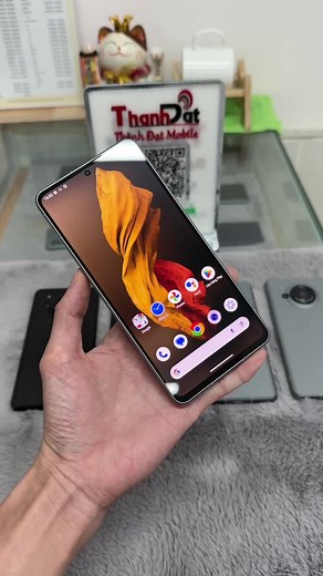 Giới thiệu Sharp Aquos R7 - Siêu cấu hình giá chỉ 4 triệu