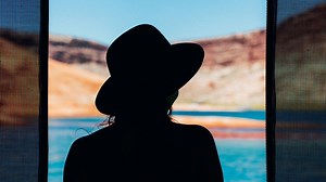 A apărut topul țărilor cu cele mai urâte femei din lume. Pe ce loc se află România