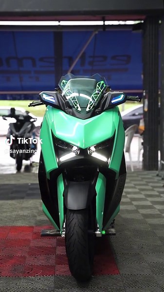 Yamaha XMAX V2 Project Bike Review and Makeover