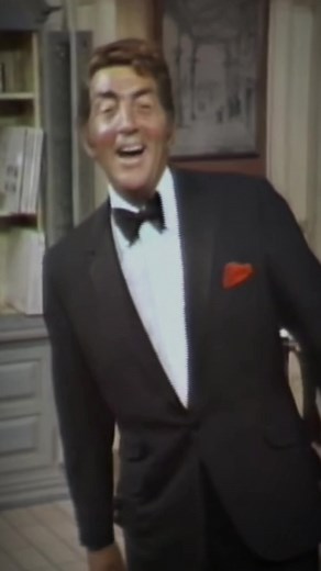 Dean Martin Eye Contact: Speaking Italian with Glasses