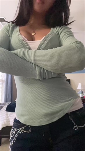 these are so fun to make #ootd #winteroutfit #outfitinspo #thrifted #fitchecks #screammovie #Navidad #liloandstitch #VozDosCriadores #Christmas