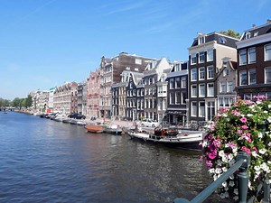 15 Best Souvenirs from Amsterdam