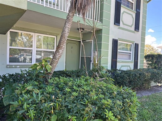 1433 S Belcher Rd #B7, Clearwater, FL 33764 - MLS A4689296 - Coldwell Banker