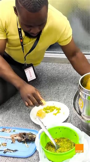 Musala ebele, Sauce Gombo mpe ebele 😋 Botala menu ya accompagnements du jour : 🍚 Loso ya 3 Go valides 48 H à 150 U disponibles en tapant *101# 🫓 Fufu ya 4 Go valides 72 H à 200 U disponibles sur Max it : https://bit.ly/3MPXQRD 🤭 Ba votes ezo salama na TikTok : https://www.tiktok.com/@orangerdc?_t=8rQ2JoRWXAN&_r=1 Bon appetiiiiiiiiiiit 🤭 #OrangeRDC #SauceGombo #Ookla #Maxit #OrangeEstLà | Orange