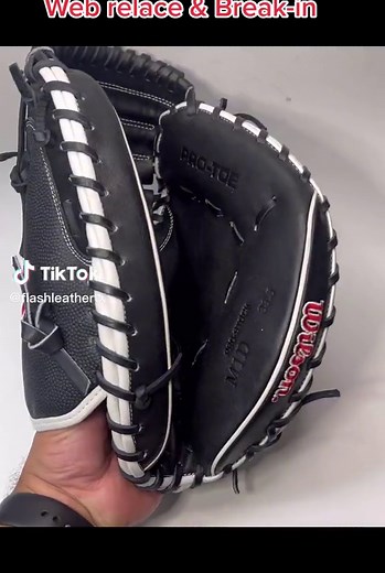 Wilson A2000 Catcher Mitt Break-In Video