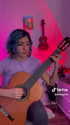 Mary Hamilton - Traditional Scottish ballad 💫😍 #musicteacher #musician #tiktok #guitar #guitarist #classicalmusic #classicalguitar #teachingontiktok #music