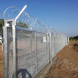 [Hot Item] 6FT Height Customized Clear View Fencing High Security Anti-Cut Fencing