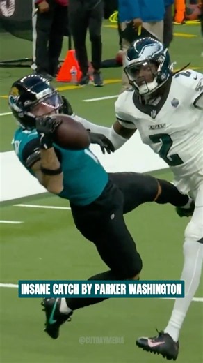 Parker Washington Snags One-Handed TD Over Riq Woolen on 4th Down 🔥