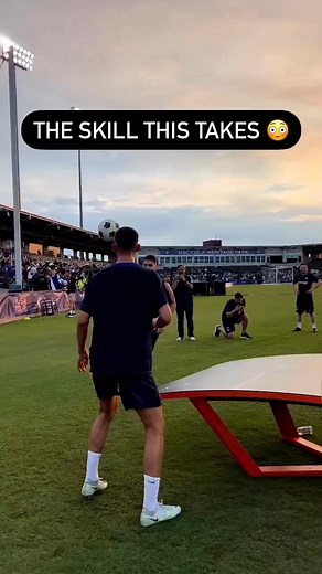 634K views · 4.7K reactions | Ping pong, but make it soccer ⚽️ (via nataliaguitler/IG) | SportsCenter | Facebook