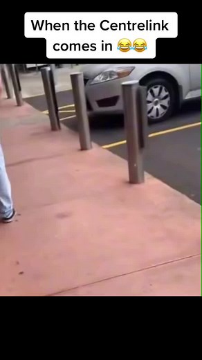 Laughing at Centrelink Payments