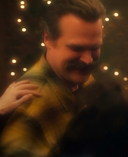 THE epic love story from stranger things . . . . . #strangerthings5 #jopper #joycebyers #hopper #viraledits stranger things s5 edit jim hopper winona ryder david harbour fyp after effects edits out of the woods trending taylor swift