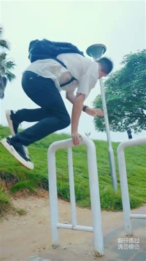 你以为的偶遇，其实是有人在偷偷地努力 #简单拍一夏 #校园