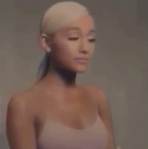 Ariana Grande - excuse me um... meme