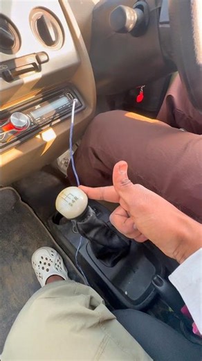 How to Change Gears in a Car | Beginner Driving Lesson😊 #drivingtips #manualcar #cardrivingtutorial