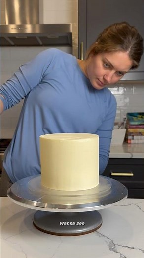 Cake decorating for beginners! Part ✌️is now live. How to get smooth buttercream & sharp edges!