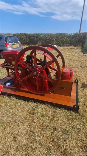 Associated Six Mule Team open crank stationary engine at Haddenham Steam Rally 2025. The all new online publication powered by the enthusiasts themselves!! Be sure to follow the page and keep up to date with what's happening. https://vintageengineenthusiast.com/ #vintageengineenthusiast | Vintage Engine Enthusiast