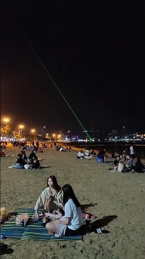 Pattaya Beach nightwalk - Everything Pattaya