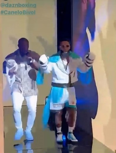 MONTANA LOVE | Last Night Me And My Boi Had Fun With It Coming Out Arena Full Booing Us. @otgenasis | Instagram