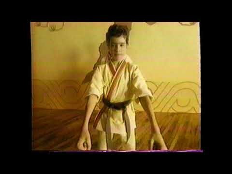 1988 Cadbury's Crunchie "Thats the way we like it" Canadian TV Commercial