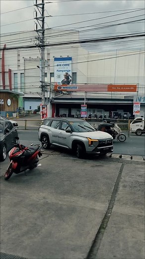 We’re having too much fun with this all new 7-seater SUV. What better way to go to your destination than with the Mitsubishi Destinator! #HizonAutoGroup #BluebirdMotorCorp #MitsubishiAngeles #mitsubishidestinator | Mitsubishi Motors Angeles City