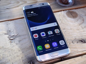 How to Reset a Frozen Galaxy S7