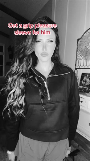 Get a grip sleeve -Ready for tantalizing solo or couples play? Get A Grip! This ultra-soft pleasure sleeve is reversible with two unique textures that feel just like the real thing. You control the speed, pressure, and sensation to totally customize your pleasure experience. Even better? The sleeve’s open-ended design means your partner can go solo or you can play together! Start your engine! Rev takes “me time” to a whole new level with a smooth, fortified formula that provides long-lasting gli