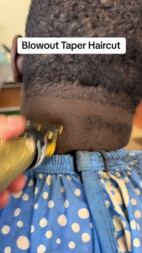 Blowout taper haircut tutorial. Work by: Treyfadez239 💈 Follow @treyfadez239 for more on Instagram Click the “Book Now” button on my Instagram page to book your next appointment. • #andis #fadehaircut #sharpfade #barberconnect #barbers #barbersinctv #barbershop #barberlifestyle #barbershopconnect #barberlife #fortmyersbarber #lehighacresbarber #capecoralbarber