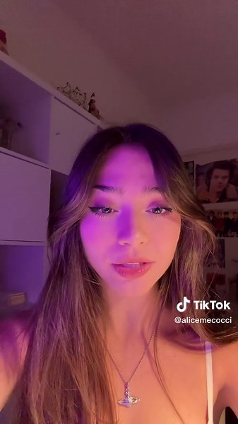 Radical4What: Chi È e Cosa Sono Leaks?