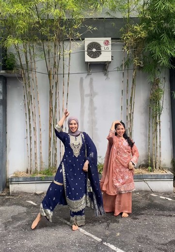 Yuk yang mau ikutt kelas tari Bollywood online maupun offline bisa langsung dm ke @Kelas Tari Bollywood 😍💃 #trend #bollywoodsong #bollywooddance #bollywood #sajanjigharaaye