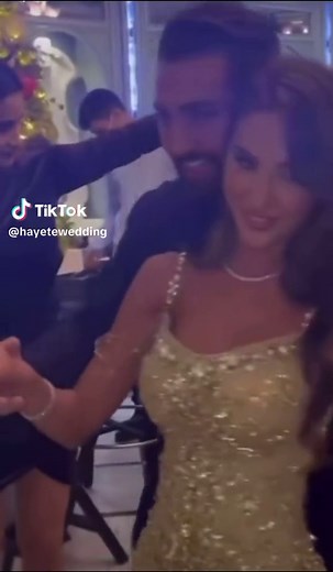 Beautiful Arab Wedding Moments Captured - Elegance and Love