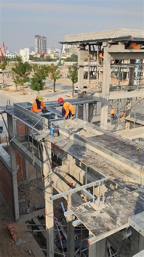 Construction Secrets: How to Setup Concrete Beam Forms Fast