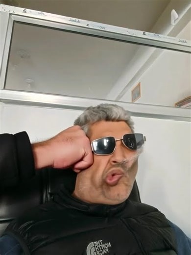 PixVerse V5 Effect 360P One punch and ouch #tiktok #pixverse #ouch