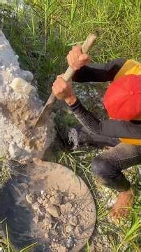 The process of finding gold | traditional gold mining video #goldprospecting