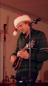 Holiday Jams Santa Hats, Mandolin & Keyboard Magic! #xmas #livemusic #livemusicmagic #christmassong