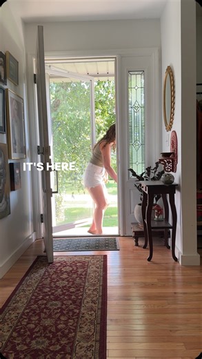 Does pressure canning with a traditional stove top canner make you a tad nervous?? For me and my incredibly old range, it does. Keeping the press and temp was almost impossible. I saved up every penny I could to purchase this digital canner. This is not sponsored nor a paid partnership. I’m genuinely intrigued by this new kitchen tech and thought all you gardeners & food preservers may be too. I’m really hoping it saves me some time and stress that inevitably comes with using the traditional sto