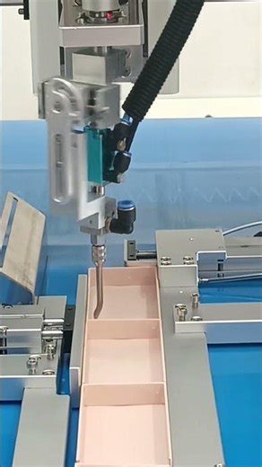 Line drawing machine