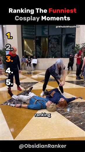 Ranking The Funniest Cosplay Moments. (part-12)