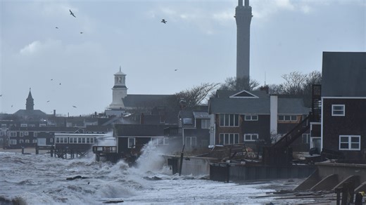 'Damaging' winds to hit Cape Cod, Islands Friday. Power failures possible.