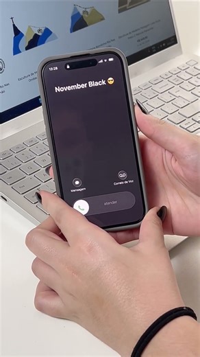 November Black está te ligando. Você vai atender?