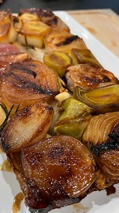 Get spring fever with this Onion Tart, made with leeks, shallots, red onions, garlic, sprinkled with rosemary and drizzled with balsamic vinegar. The full recipe and video are live on Substack, click the link to get new recipes weekly! | Andrew Zimmern